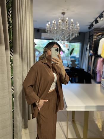 Kahverengi Mevsimlik Salaş Gömlek-Pantolon Takım