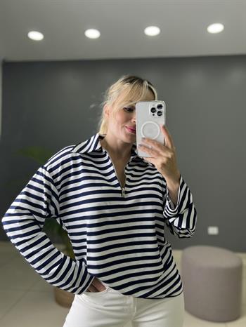 Kamyoner Yaka Fermuar Detaylı Çizgili Triko 