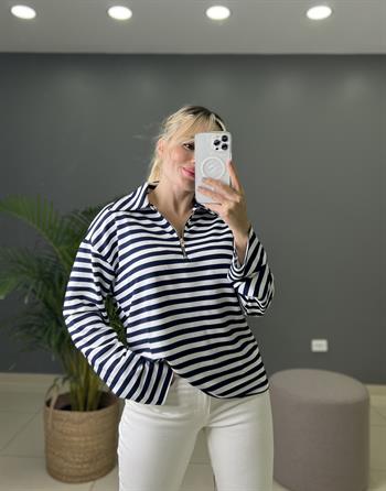 Kamyoner Yaka Fermuar Detaylı Çizgili Triko 