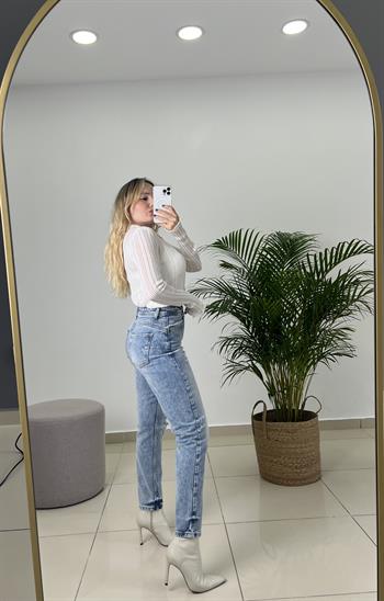 Kar Yıkama Mom Fit Jean Pantolon