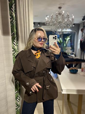 Kemerli Kısa Kahverengi Trençkot