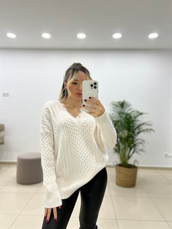 Krem Dantelli V Yaka  Kazak