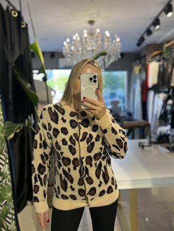 Leopar Desen Düğmeli Sakal Hırka