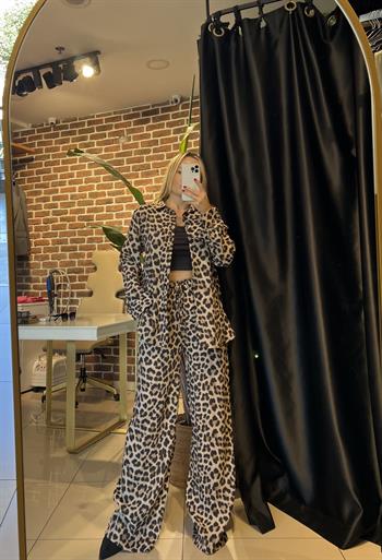 Leopar Desenli Gömlek Pantolon Takım