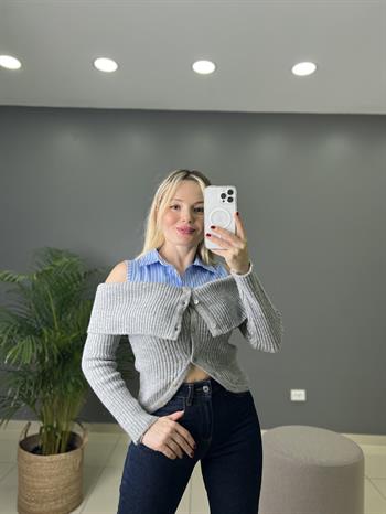 Orijinal Marka Modeli Gömlek Detaylı Triko Bluz 