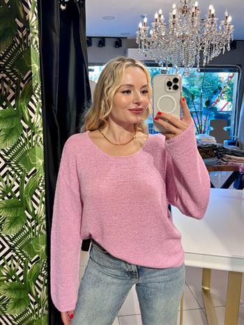 Oval Yaka Yumuşak Dokulu Pembe Triko Kazak