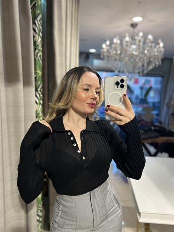 Polo Yaka Düğmeli Siyah İnce Triko Kazak