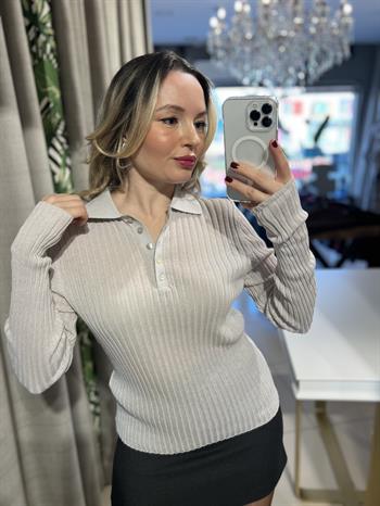 Polo Yakalı Düğmeli Gri İnce Triko Kazak