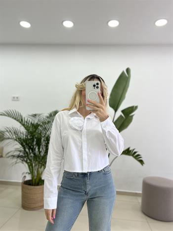 Poplin Dokuda Gül Detaylı Tasarım Crop Gömlek