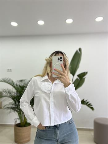 Poplin Dokuda Gül Detaylı Tasarım Crop Gömlek