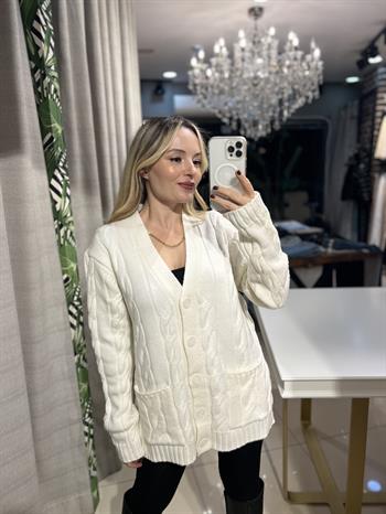 Saç Örgü Düğmeli Ekru Triko Hırka