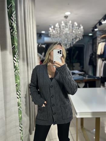 Saç Örgü Düğmeli Füme Triko Hırka