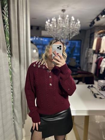 Saç Örgülü Düğmeli Bordo Triko Kazak