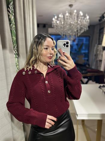 Saç Örgülü Düğmeli Bordo Triko Kazak