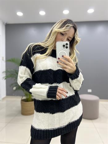 Sim Detaylı Siyah Triko Kazak