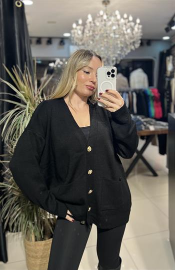 Siyah Gold Düğmeli Cepli Hırka