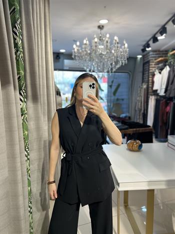 Siyah Kemerli Yelek-Pantolon Takım