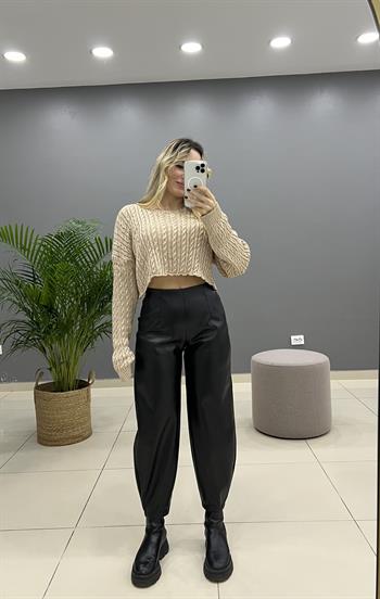 Siyah Yarım  Balon Deri Pantolon 