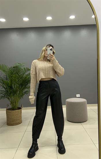 Siyah Yarım  Balon Deri Pantolon 