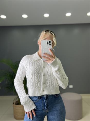 Taş Aksesuarlı Beyaz Triko Crop Hırka