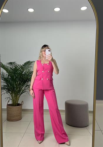 Taş Düğmeli Yelekli Pembe Takım