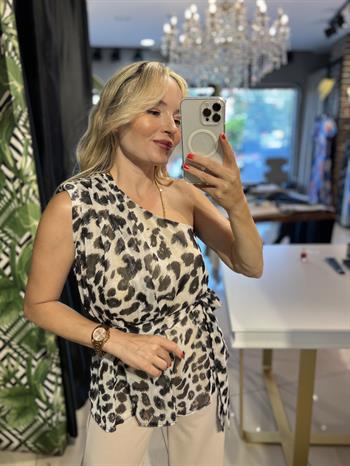 Tek Omuz Vatkalı Simli Leopar Bluz