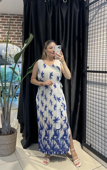 V Yaka Piliseli Şifon Mavi Desenli Maxi Elbise