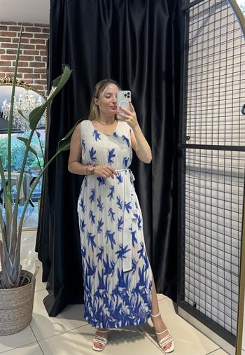 V Yaka Piliseli Şifon Mavi Desenli Maxi Elbise