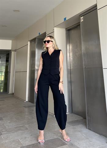 Yarım Balon Siyah Pantolon