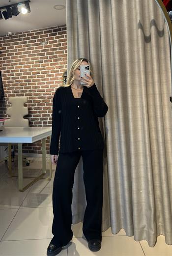 Yürütmeli Hırkalı Siyah Takım