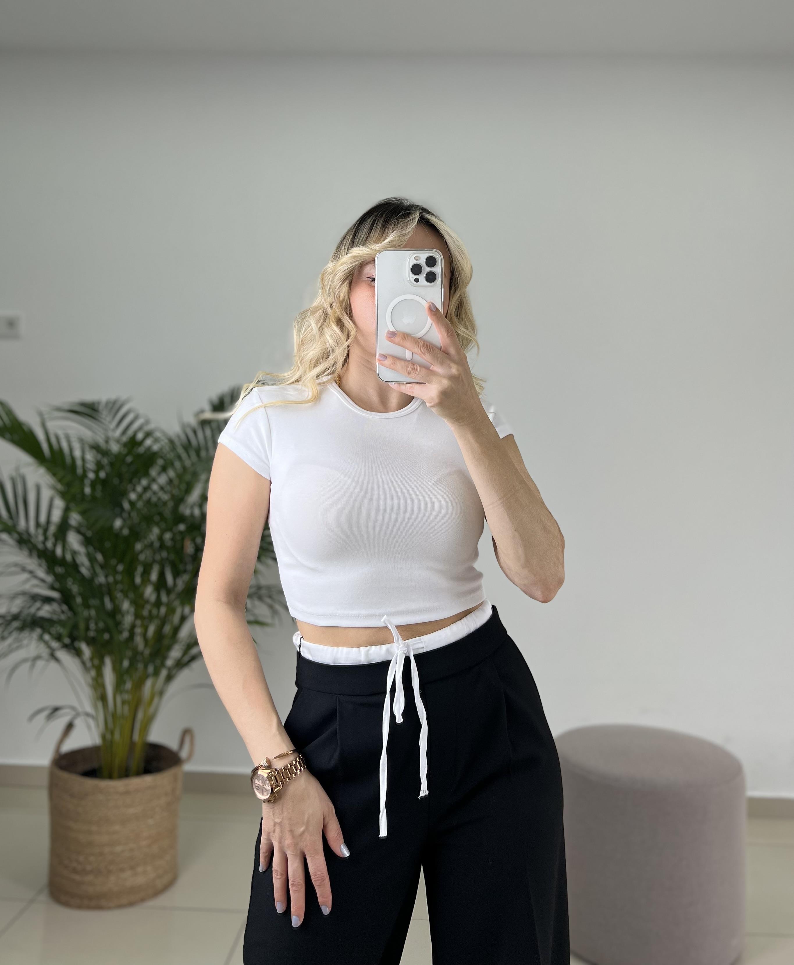 Bisiklet Yaka Basıc Beyaz Crop Tişört 