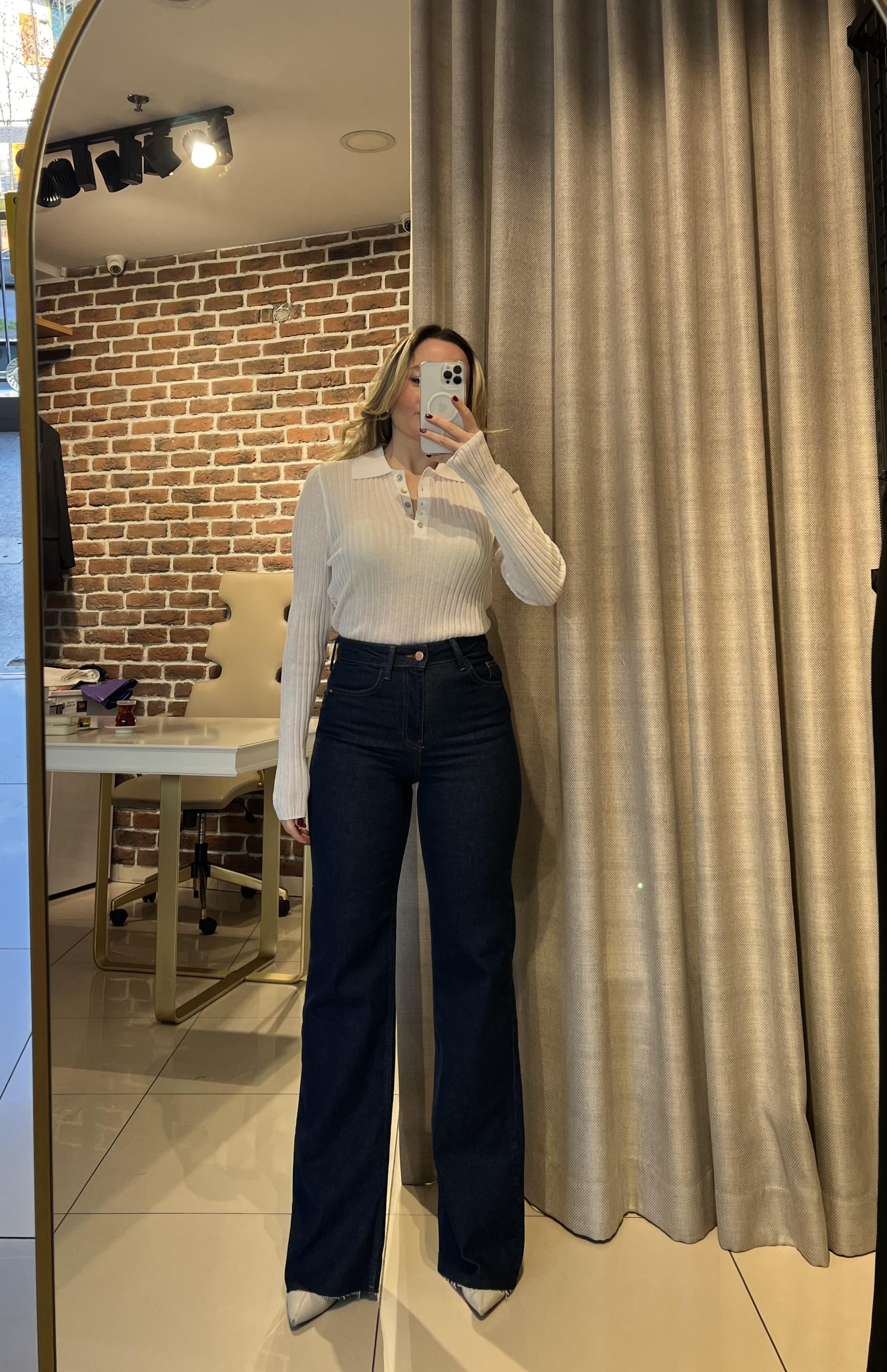 Koyu Mavi Push Up'lı İspanyol Paça Jean Pantolon