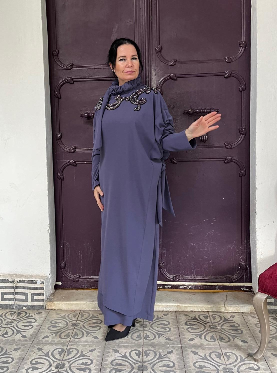278 Boyunda Bağlama Detaylı Kasnak İşlemeli Dik Yaka Abiye-Eflatun