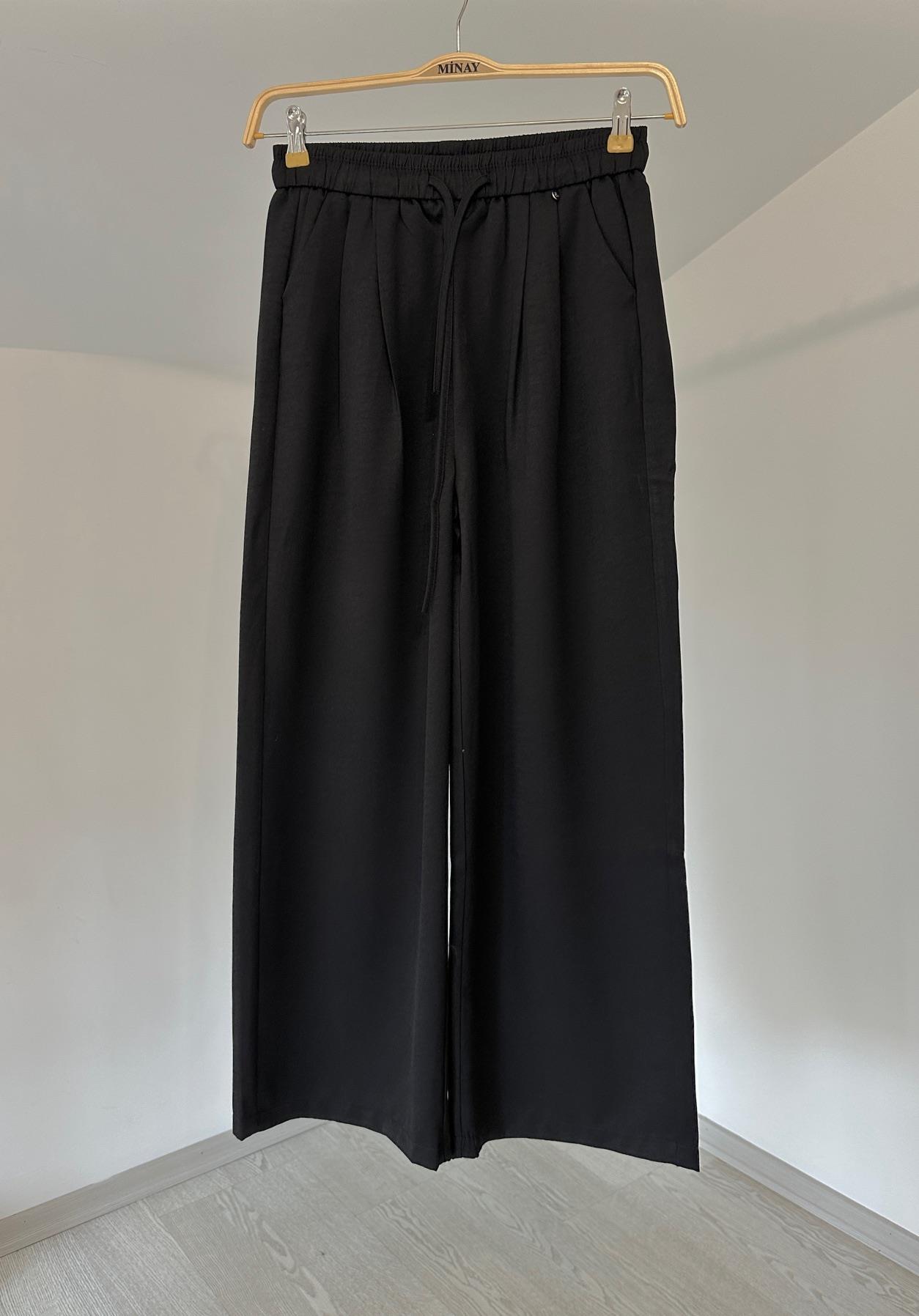70128 Önden Pilili Bol Paça Pantolon-Siyah