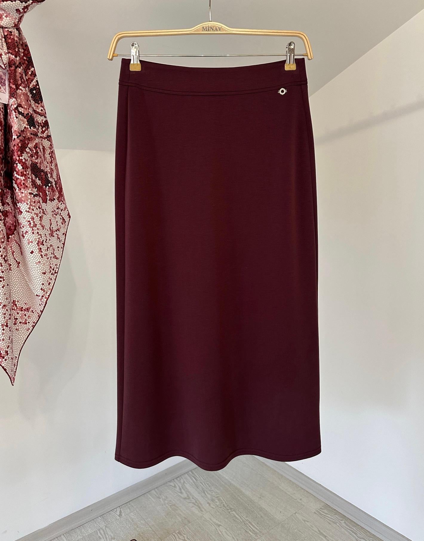 74367 Arkada Yırtmaç Detaylı Etek-Bordo