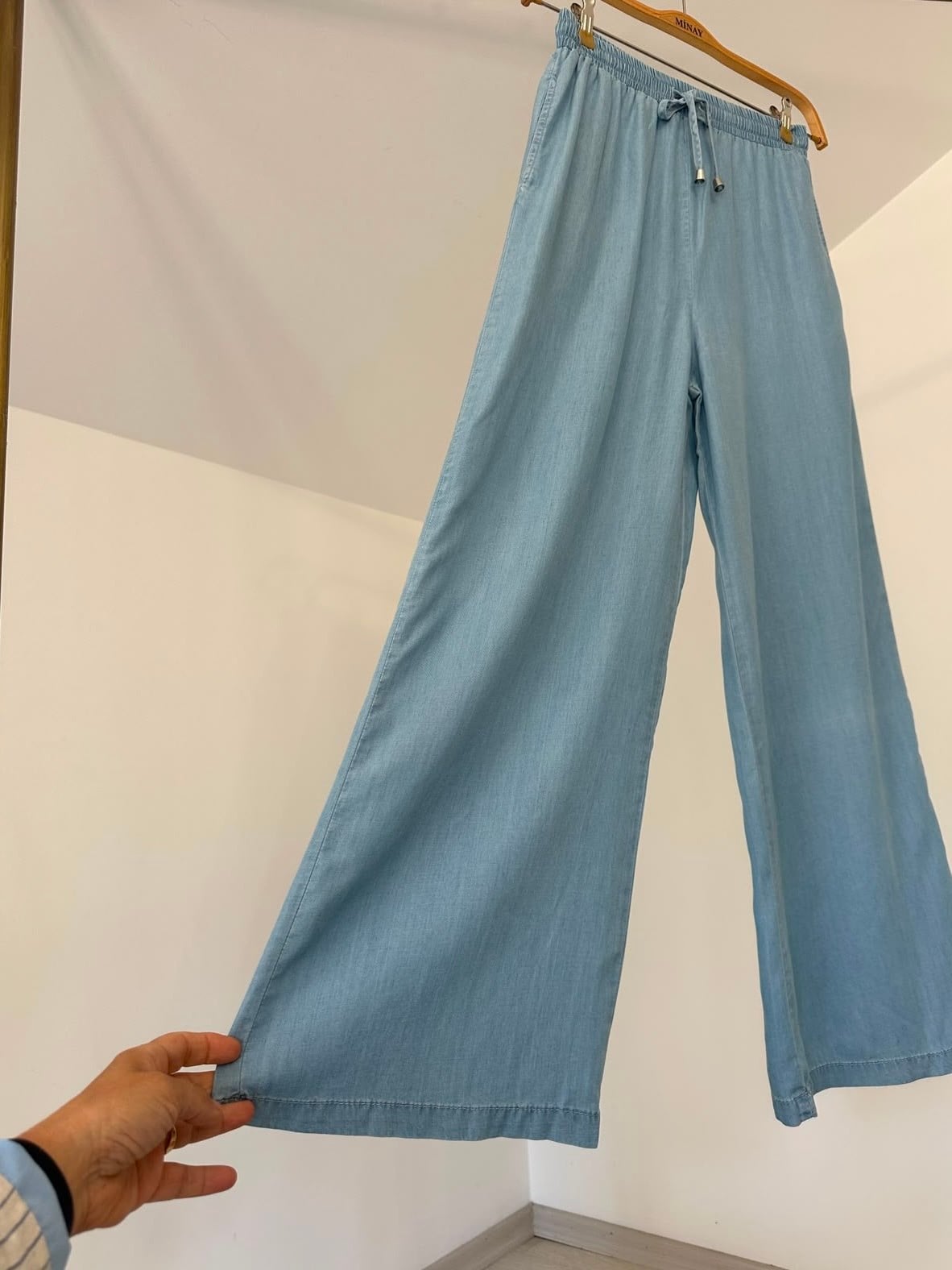 1105 Beli Lastikli Denim Pantolon-Mavi