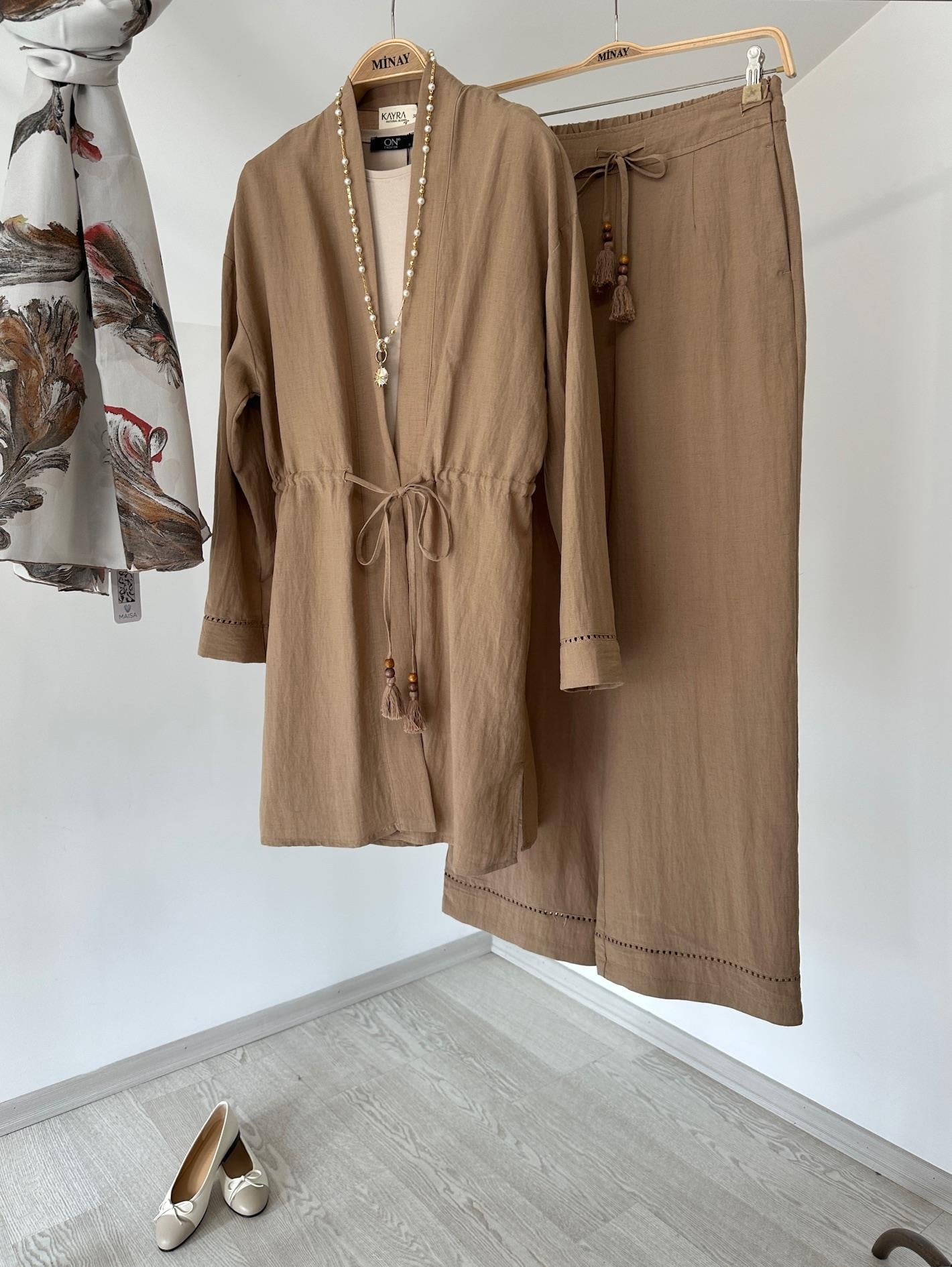 16027 Belden Bağlamalı Liyosel Ceket Pantolon Takım-Camel