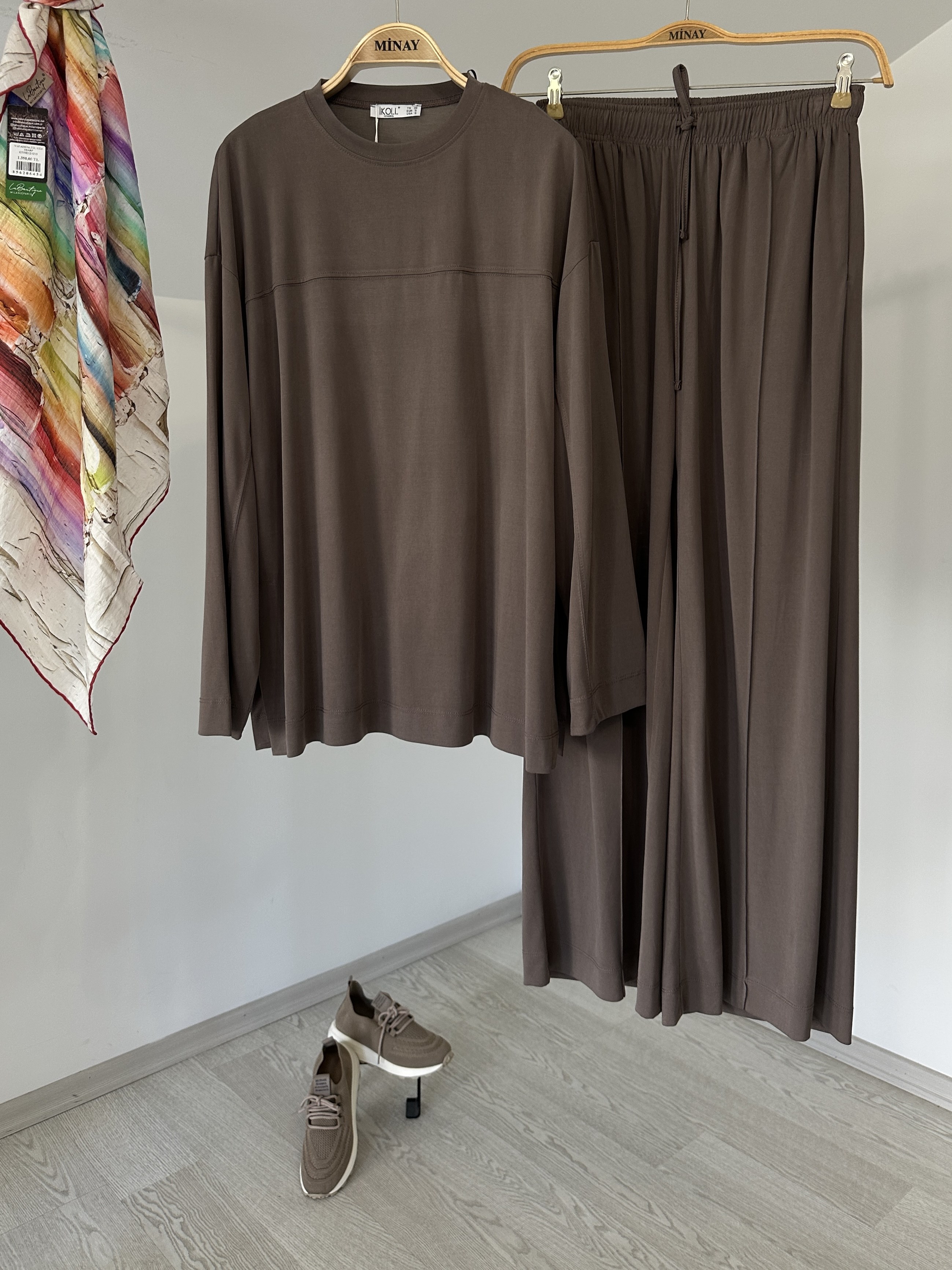 17900 Pantolonlu Takım-Vizon