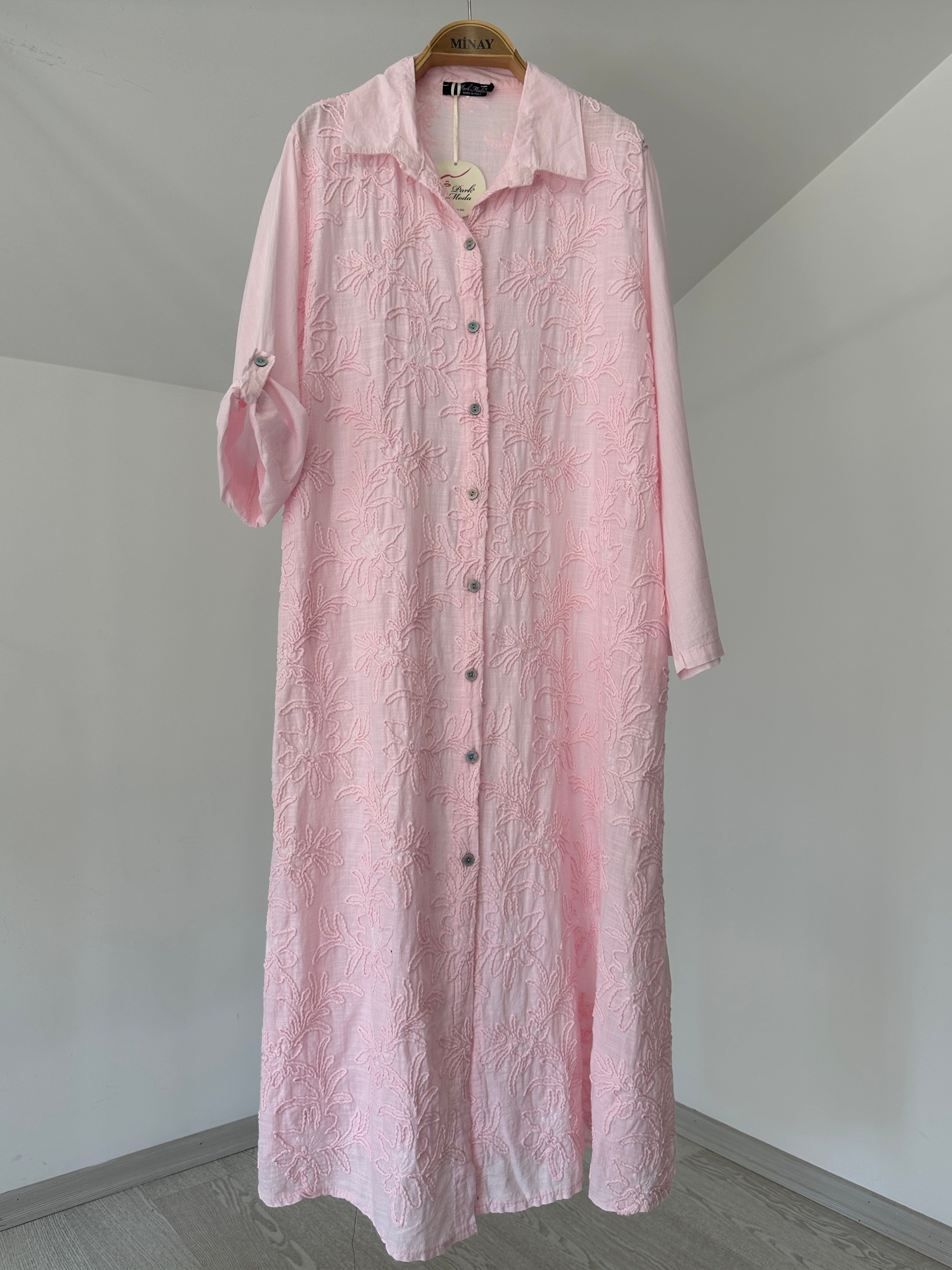 25086 Pamuklu Kabartma Desenli Elbise-Pembe