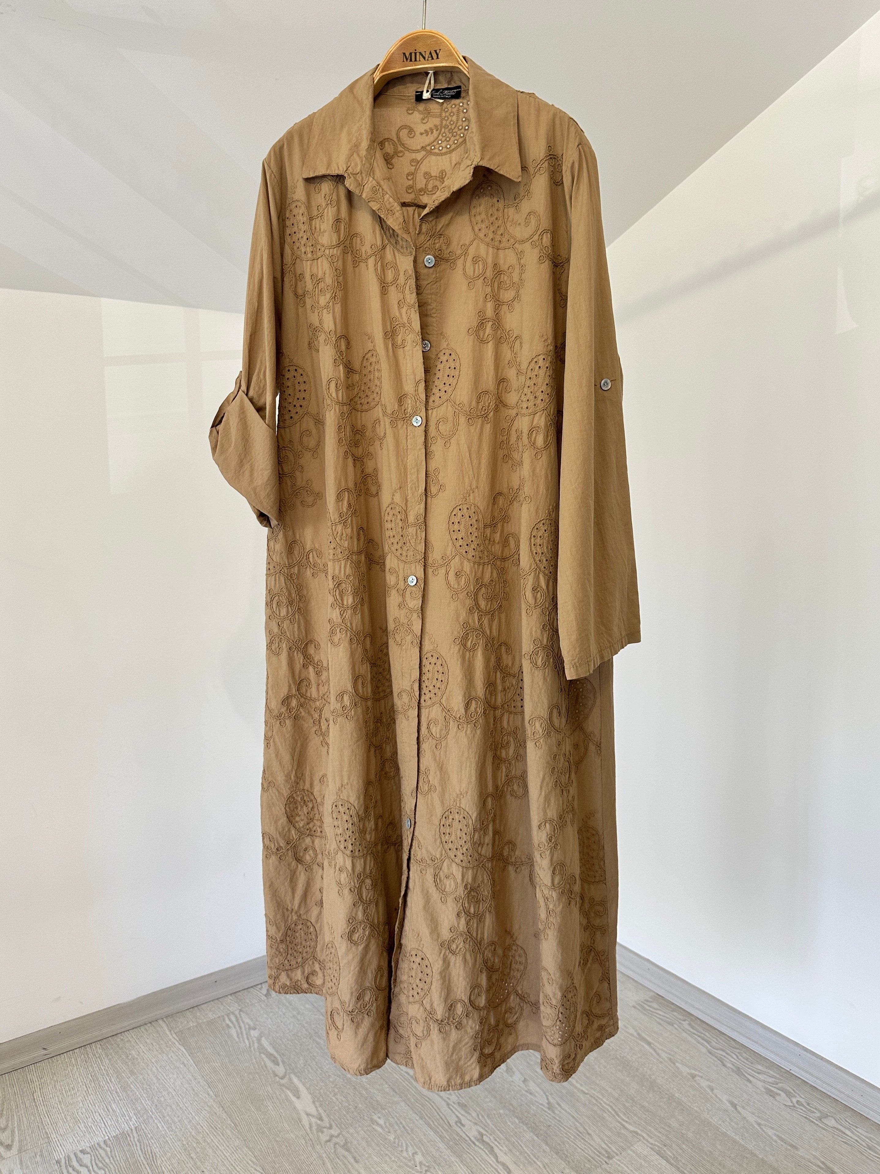 25087 Şal Yaprak Kabartma Desenli Elbise-Camel