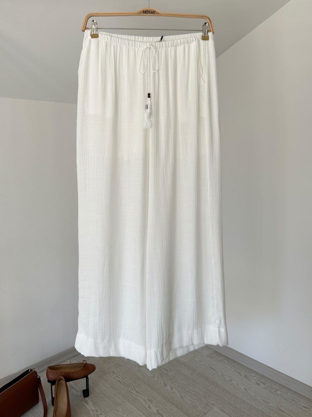 4020  Beli Lastikli Pantolon-Beyaz