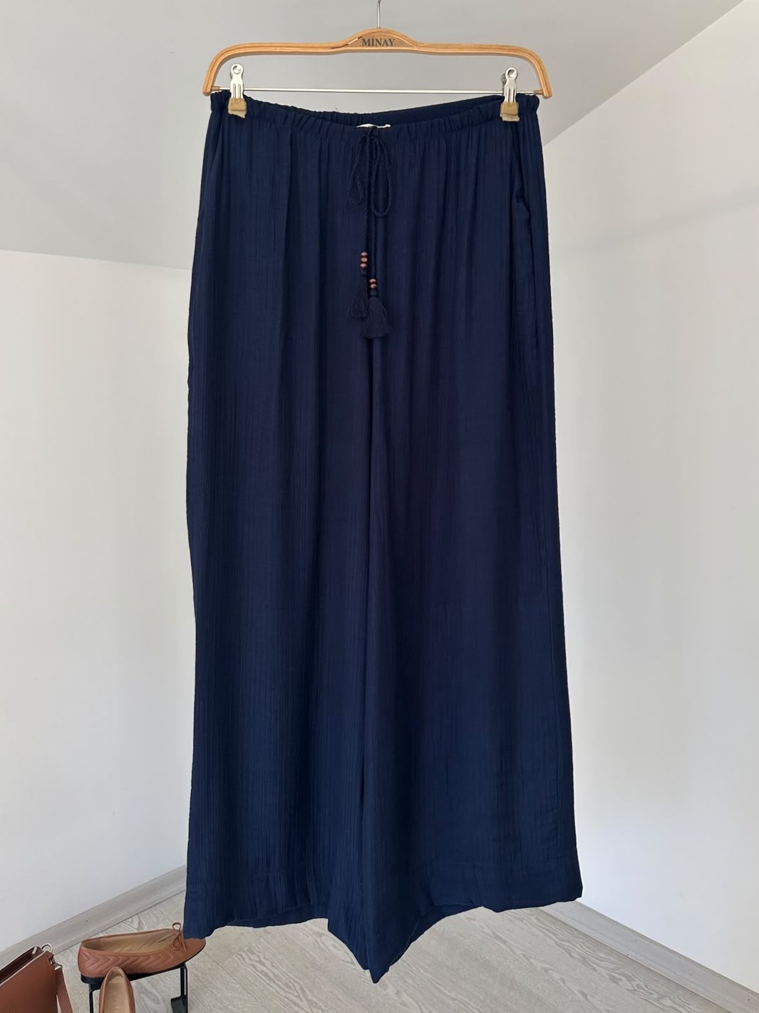 4020  Beli Lastikli Pantolon-Lacivert