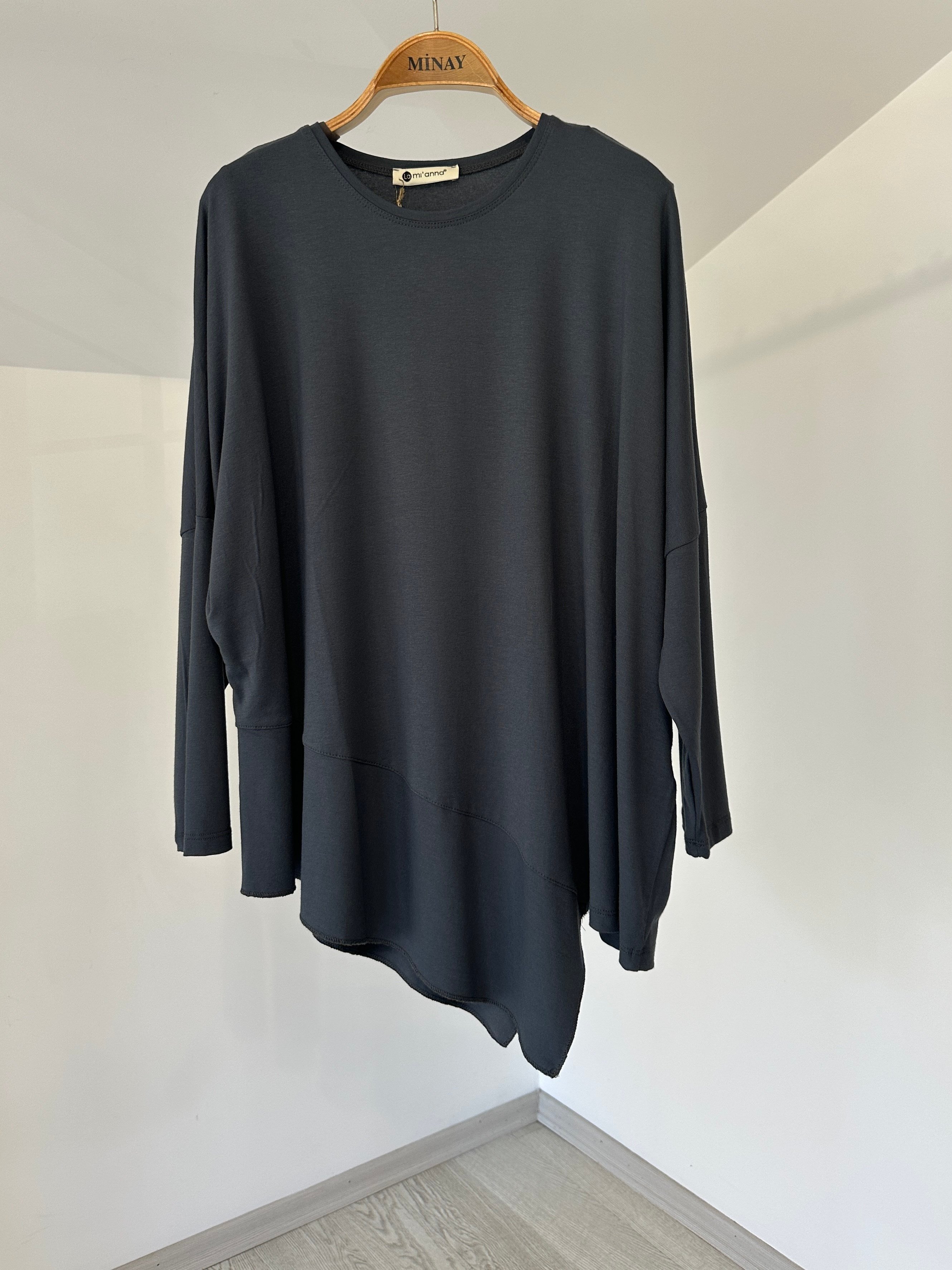 517 Asimetrik Kesim Viscose Bluz-Antrasit