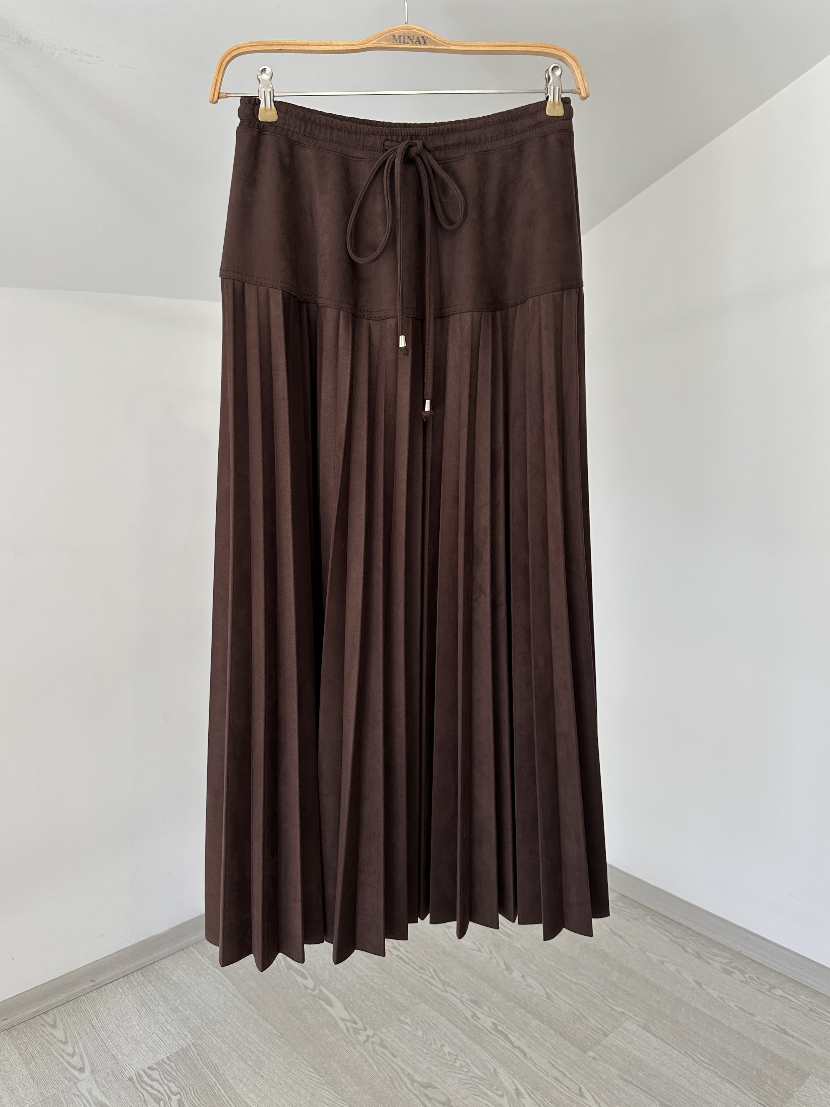 72023 Piliseli Etek-Kahverengi