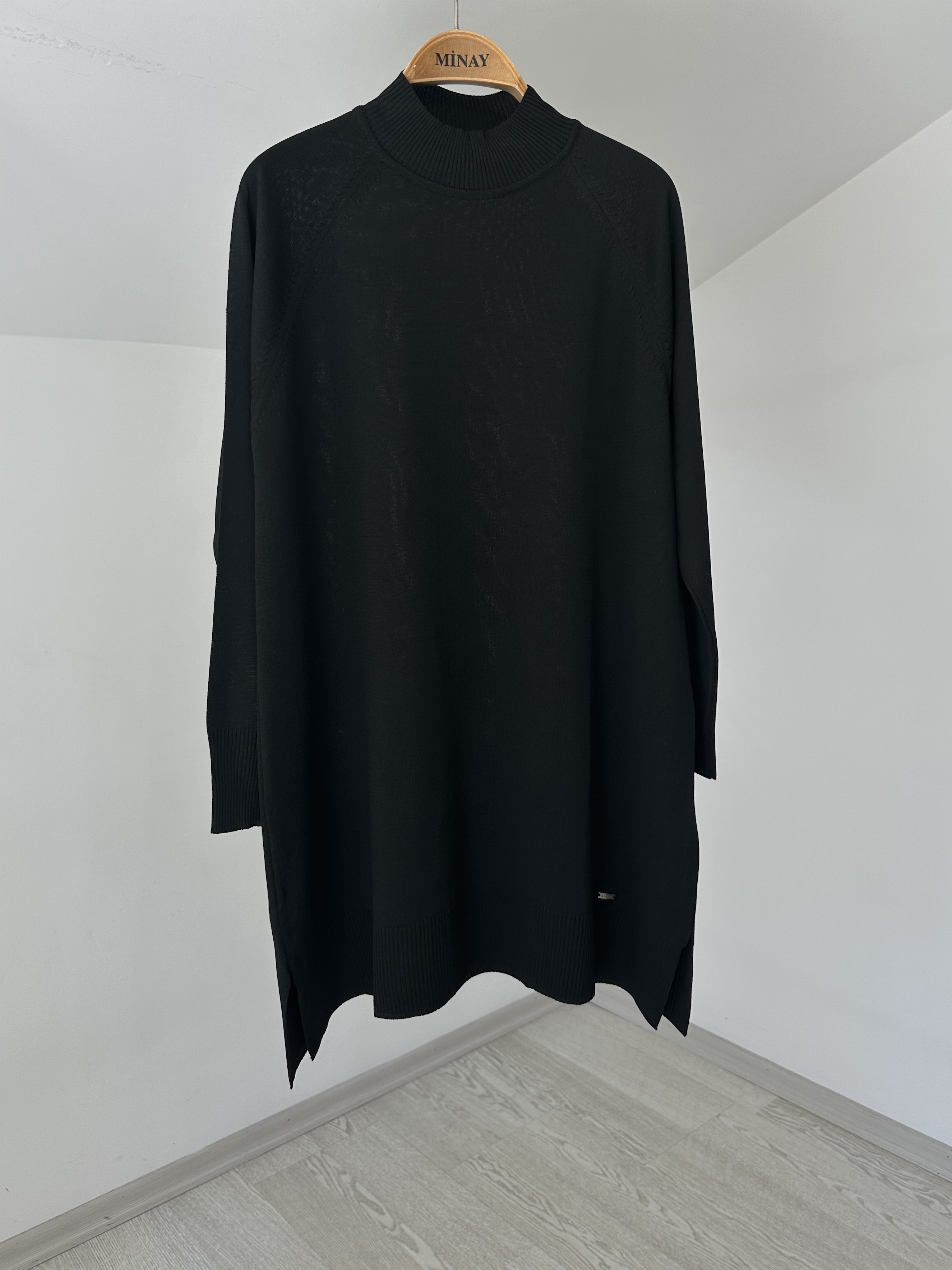 TRK17 Dik Yaka Triko Tunik-Siyah