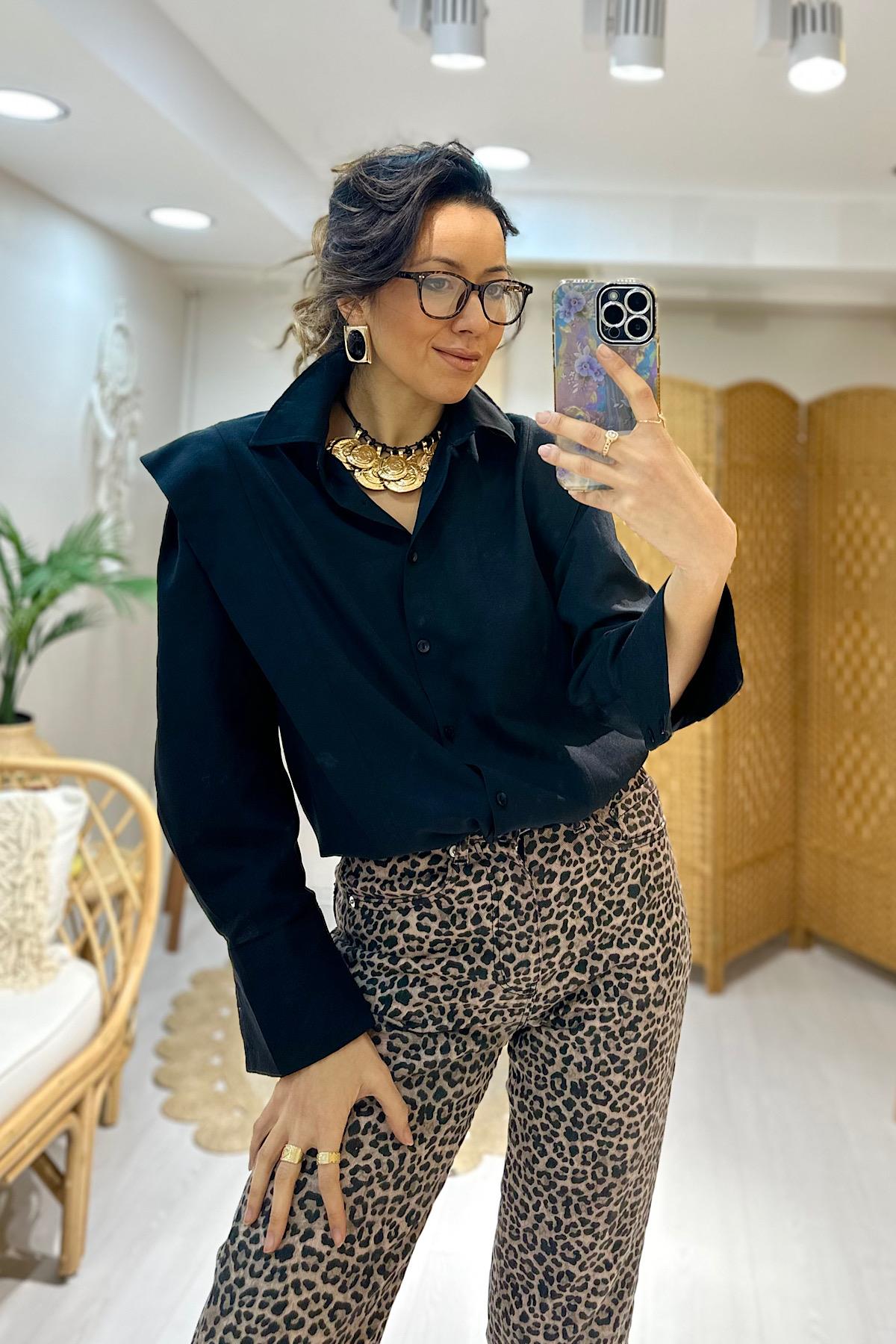 Omuz Detay Gömlek- Siyah