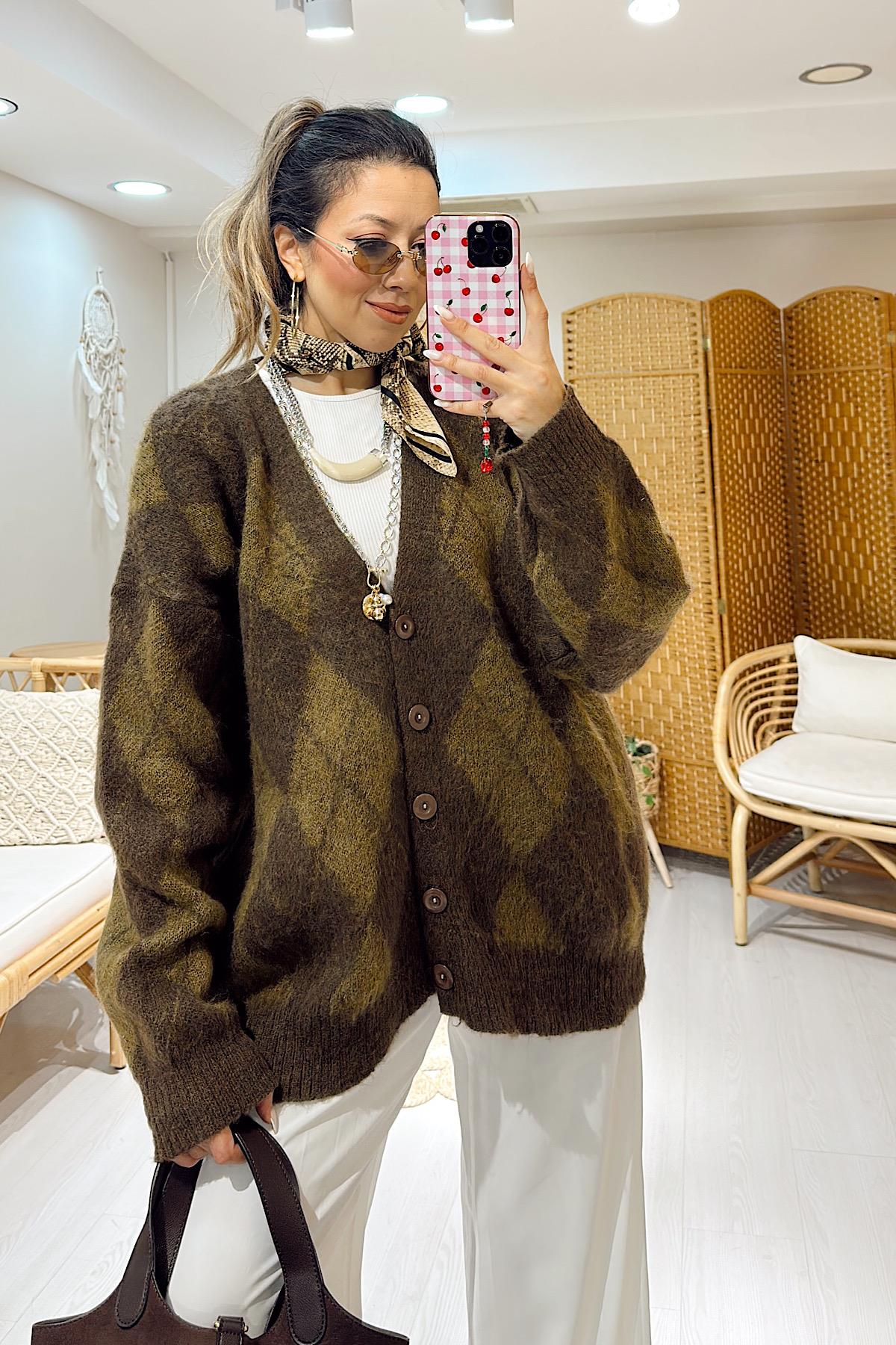 Baklava Desen Hırka - Kahve