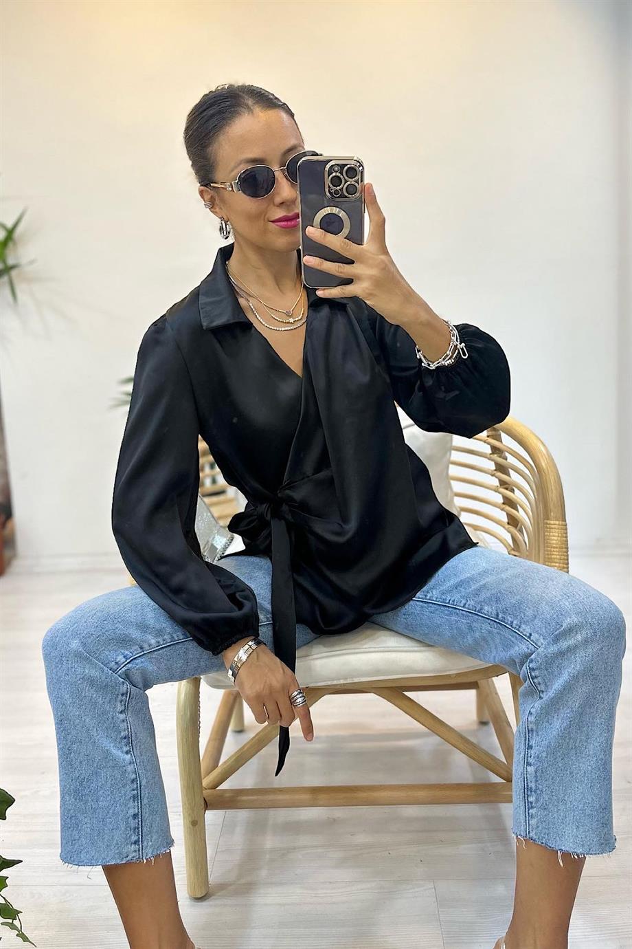 Saten Bağlamalı Bluz - Siyah