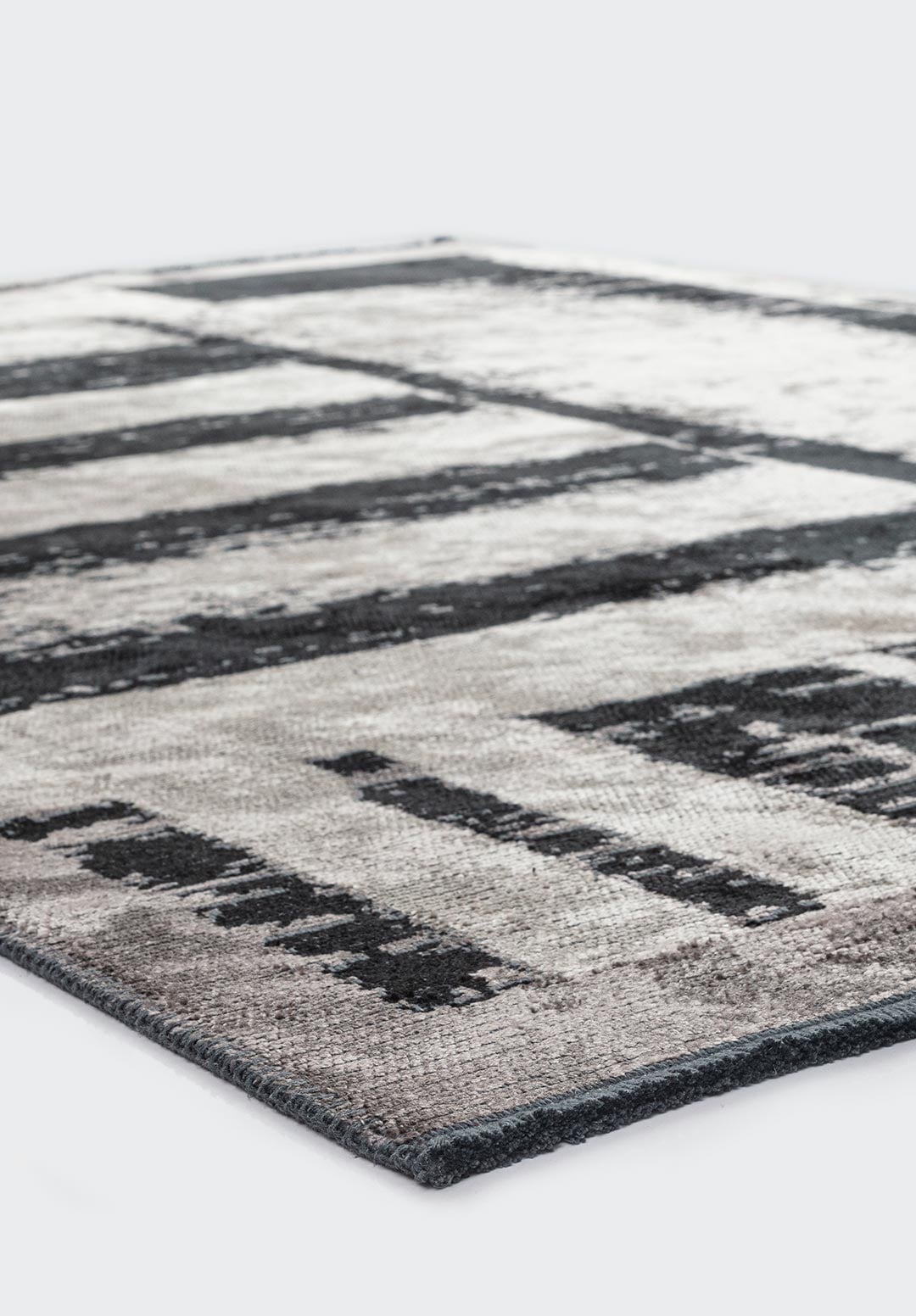 CAMBRIDGE BLACK - DARK GREY - CREAM RUG