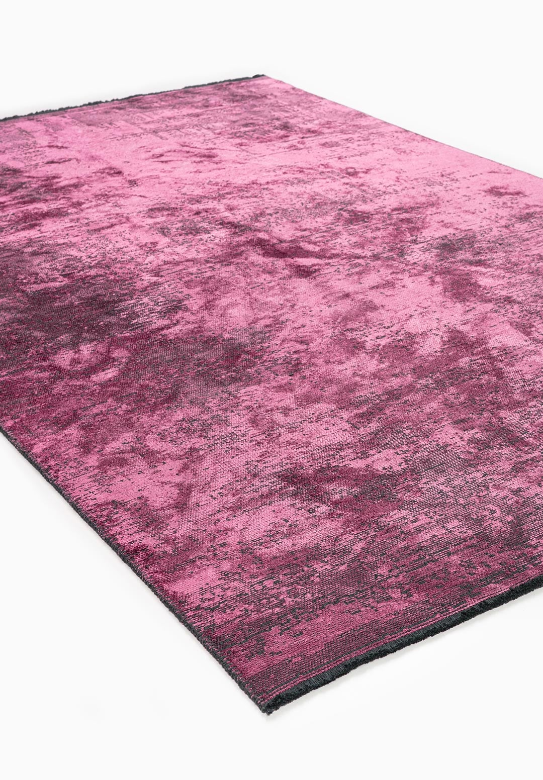 SURFACE PEMBE HALI